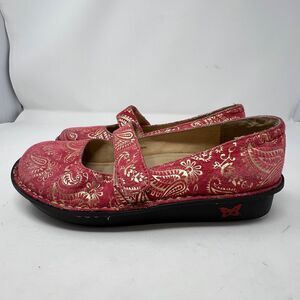 Mary Jane Comfort Flat in Red Paisley